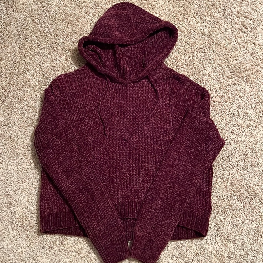 SO crop sweater